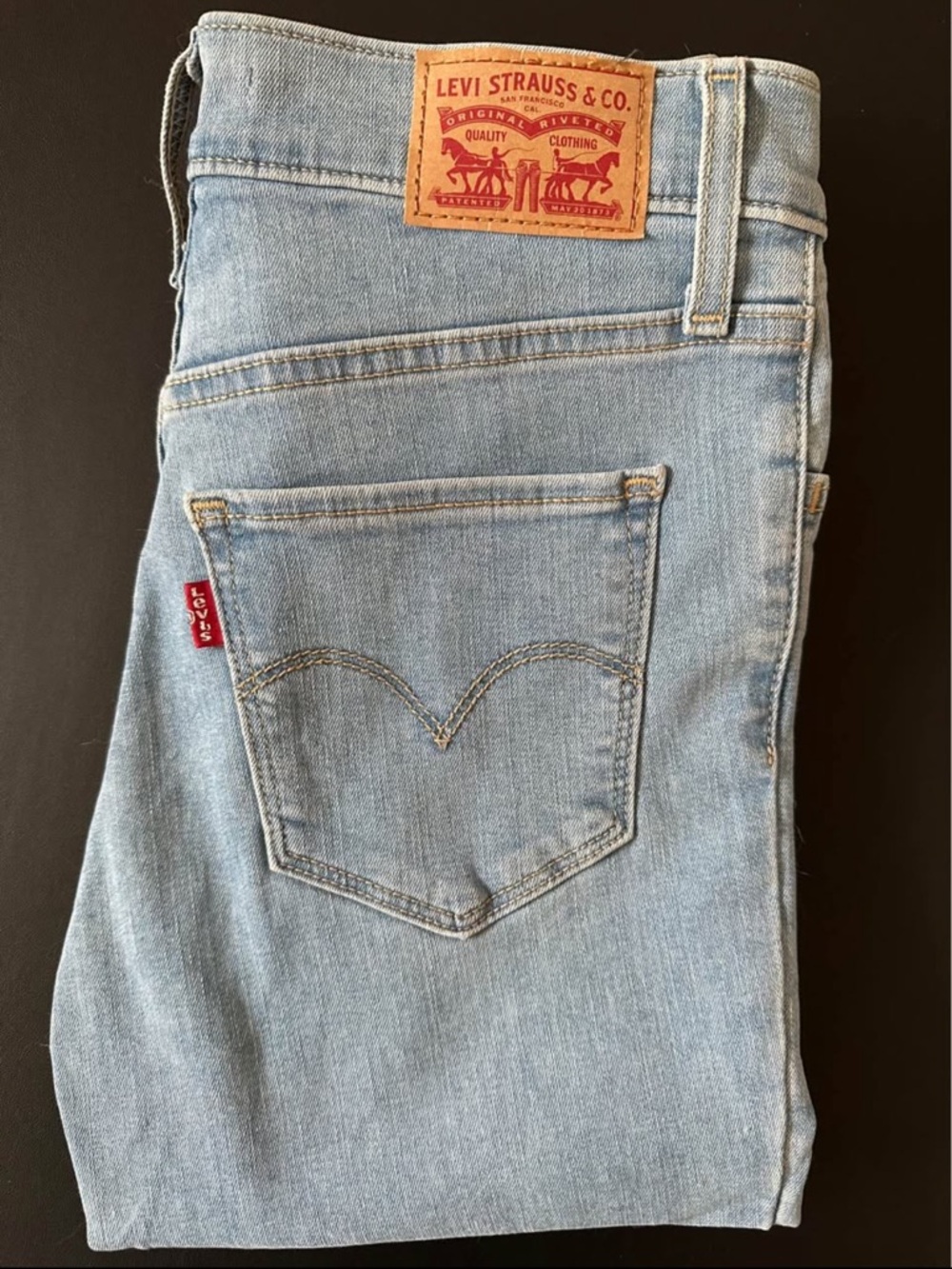 Levi’s Light Wash Skinny Jeans